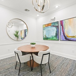 Work hard, meet smart! Our stylish conference room is your new productivity powerhouse. 🧠💼
#CommunityWorkspace #ResidentPerks Instagram post from @Cumberlandparkapts on July 08, 2024 08:45:40am